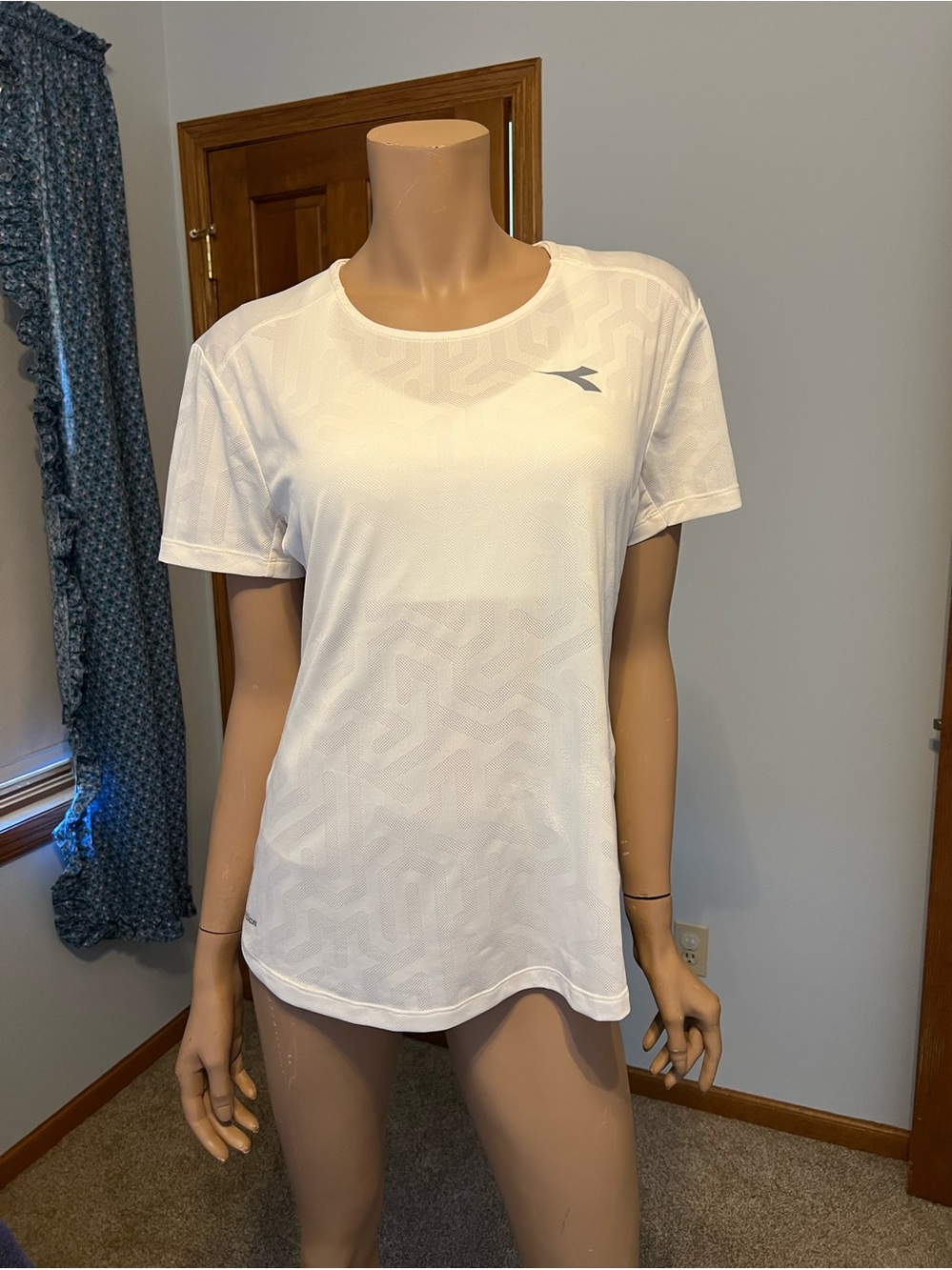 Diadora athletic top